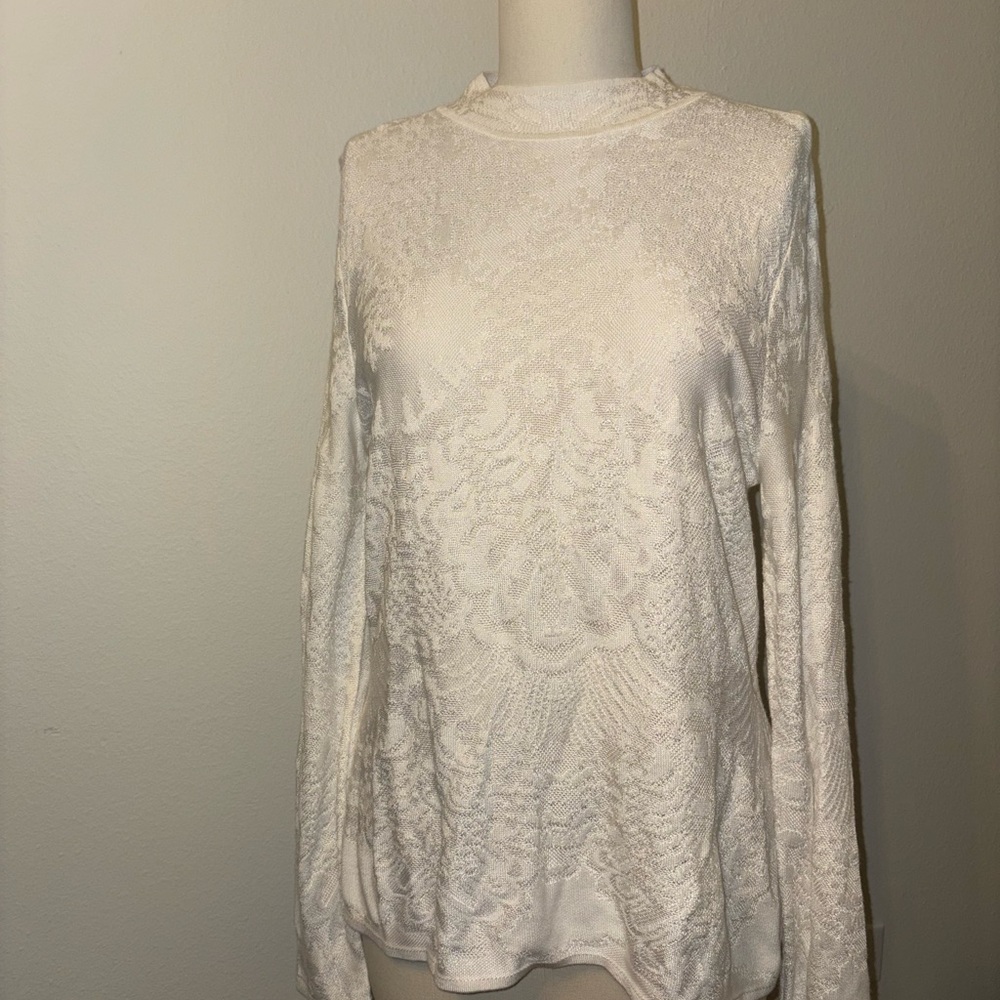 Elegant White Lace Women's Top